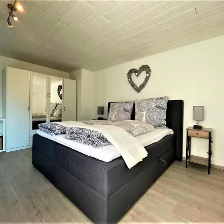 Апартаменты Traumhafter Moselblick, Garten & Lounge, Boxspringbett, Top Lage
