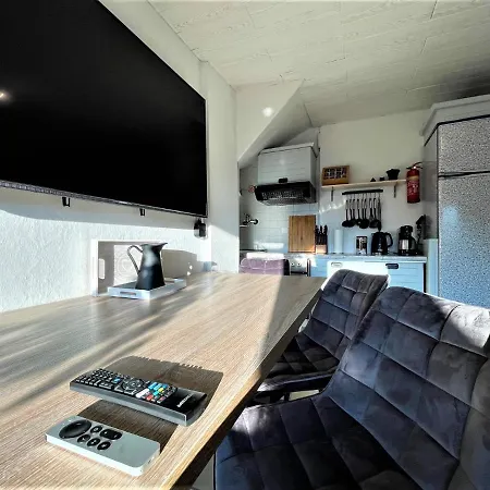 Апартаменты Traumhafter Moselblick, Garten & Lounge, Boxspringbett, Top Lage *